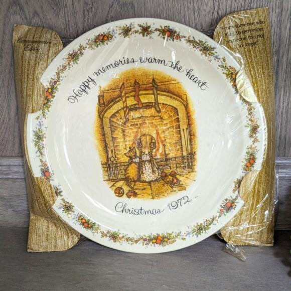 Vintage 1972 Holly Hobbie Christmas Plate – American Greetings Cat Collectible - Picture 5 of 13
